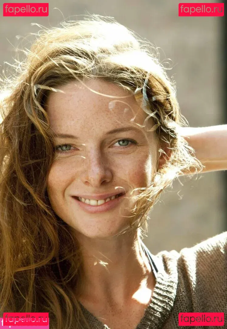 Rebecca Ferguson Onlyfans Photo Gallery 