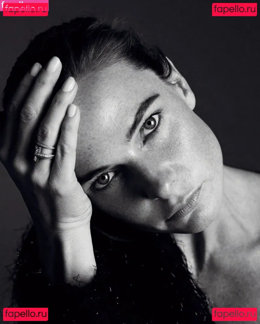 Rebecca Ferguson Onlyfans Photo Gallery 