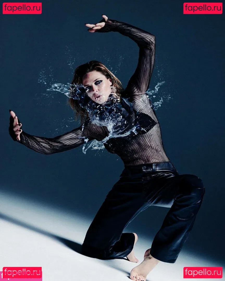 Rebecca Ferguson Onlyfans Photo Gallery 