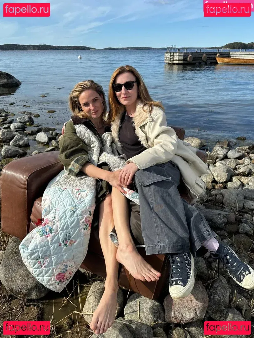 Rebecca Ferguson Onlyfans Photo Gallery 