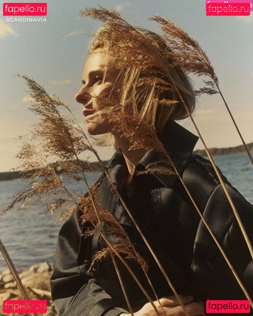 Rebecca Ferguson Onlyfans Photo Gallery 