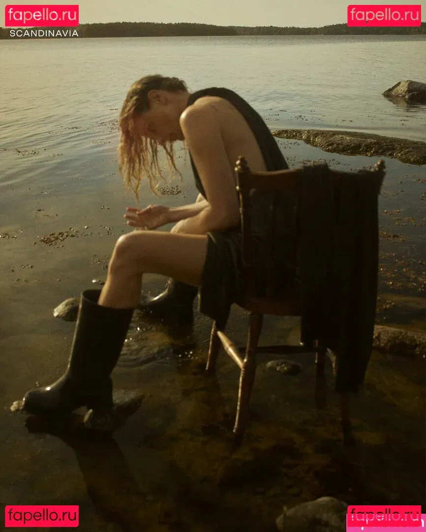 Rebecca Ferguson Onlyfans Photo Gallery 