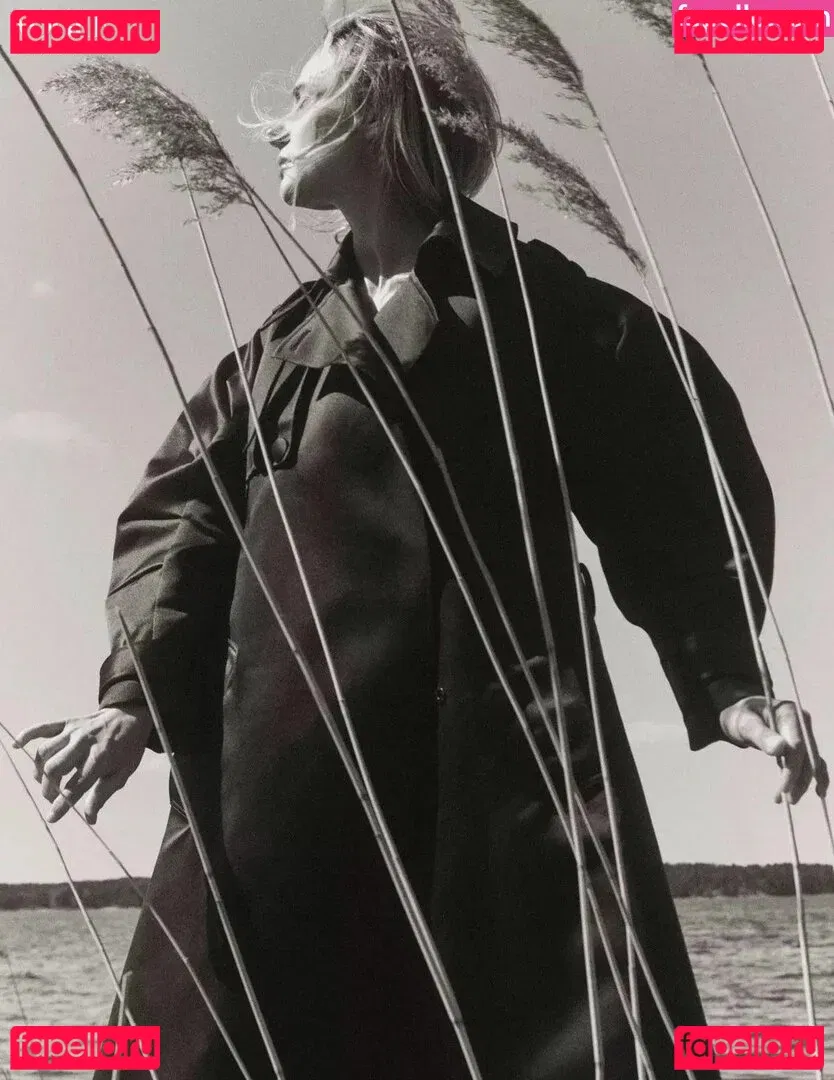 Rebecca Ferguson Onlyfans Photo Gallery 