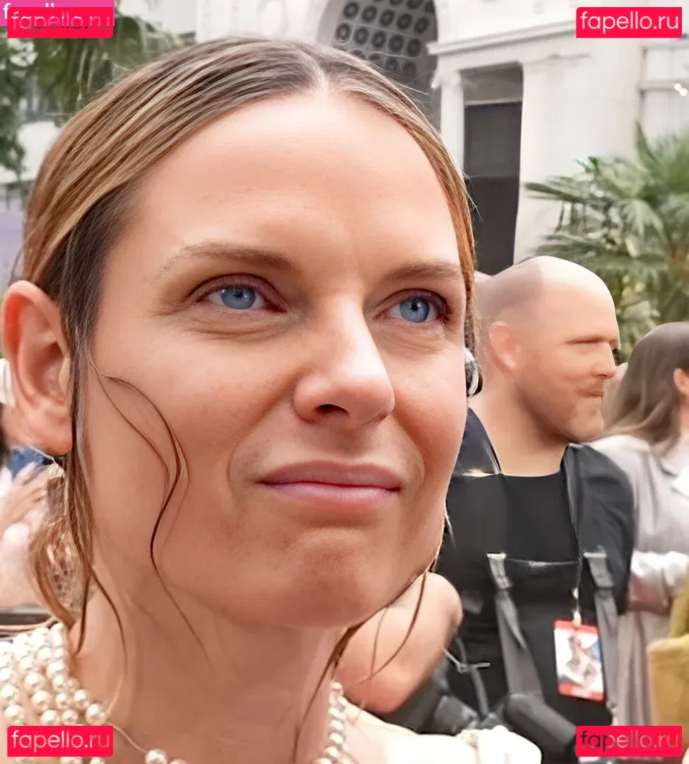 Rebecca Ferguson Onlyfans Photo Gallery 