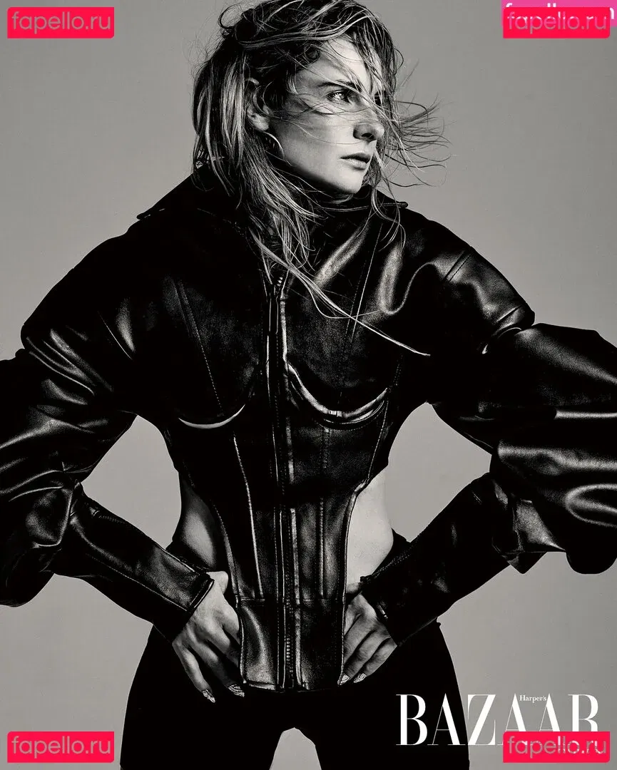 Rebecca Ferguson Onlyfans Photo Gallery 