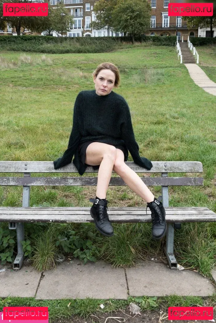 Rebecca Ferguson Onlyfans Photo Gallery 