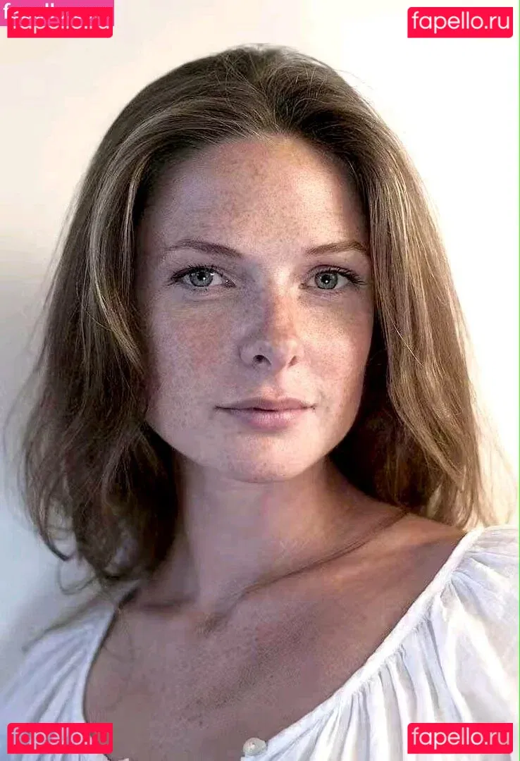 Rebecca Ferguson Onlyfans Photo Gallery 