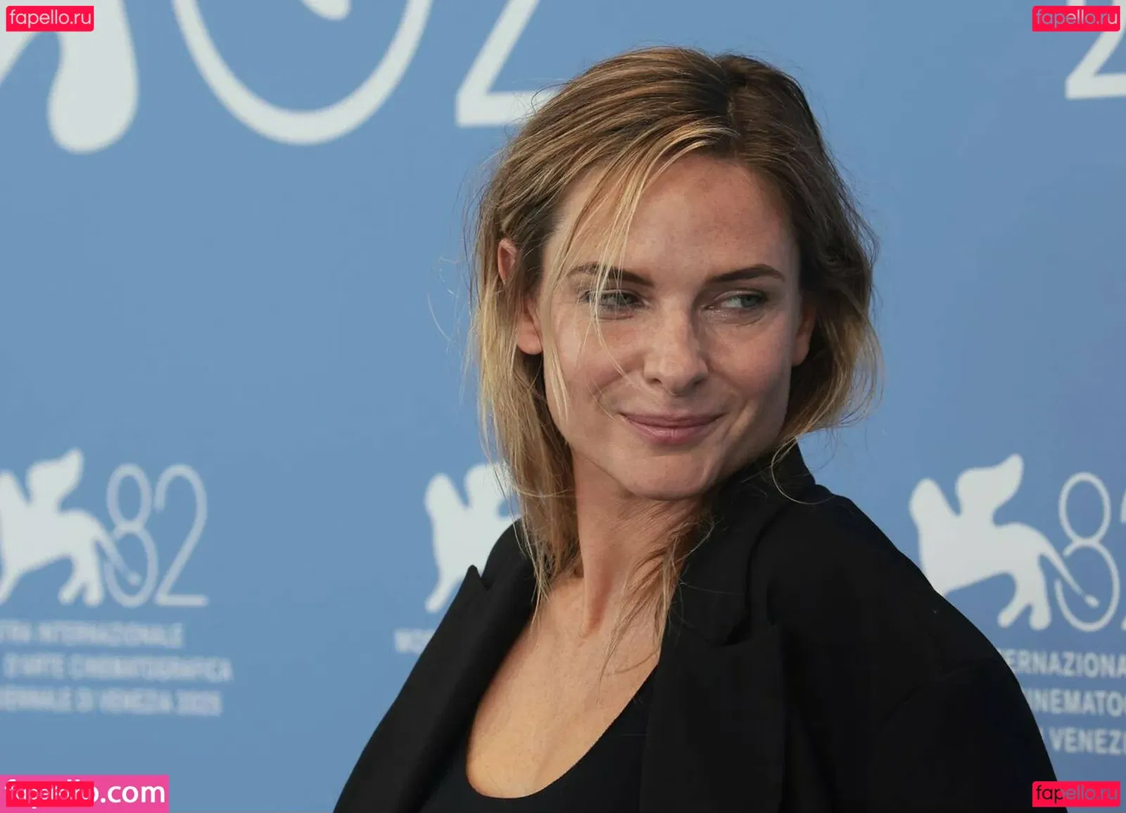 Rebecca Ferguson Onlyfans Photo Gallery 