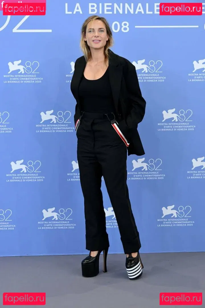 Rebecca Ferguson Onlyfans Photo Gallery 