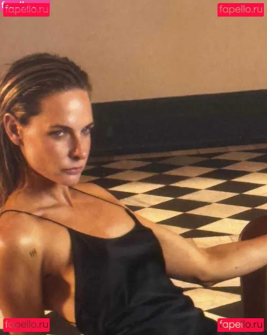 Rebecca Ferguson Onlyfans Photo Gallery 