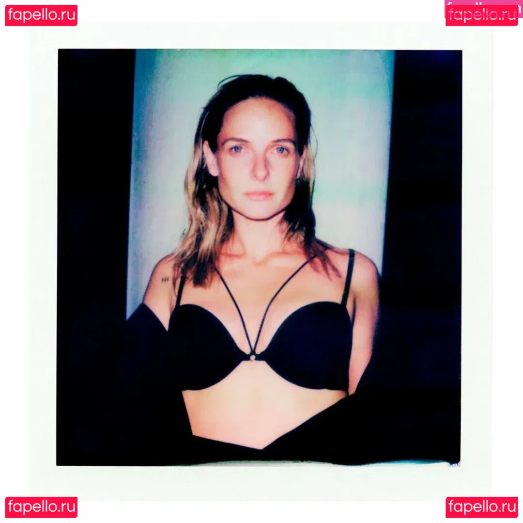 Rebecca Ferguson Onlyfans Photo Gallery 