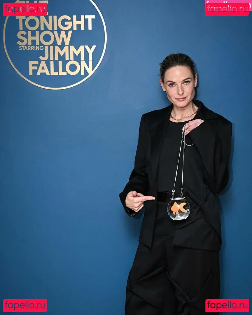 Rebecca Ferguson Onlyfans Photo Gallery 