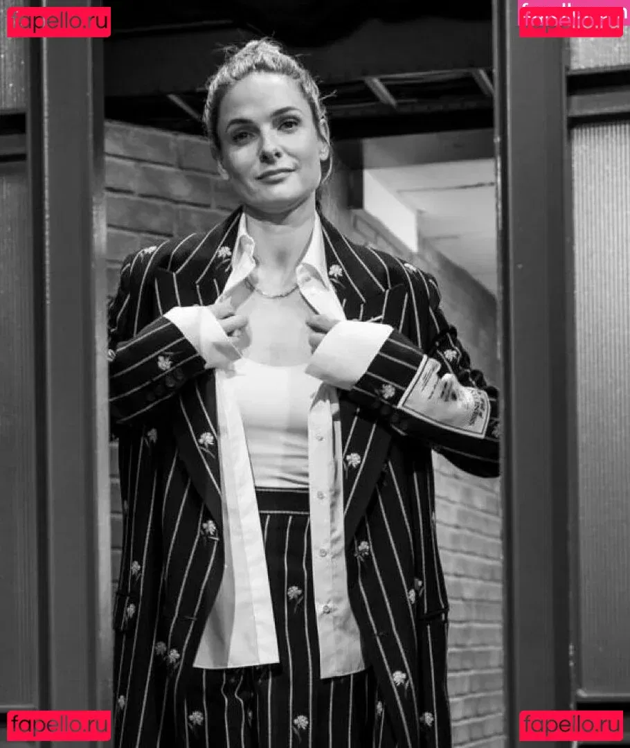 Rebecca Ferguson Onlyfans Photo Gallery 