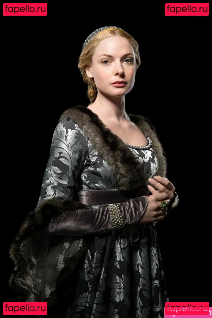 Rebecca Ferguson Onlyfans Photo Gallery 