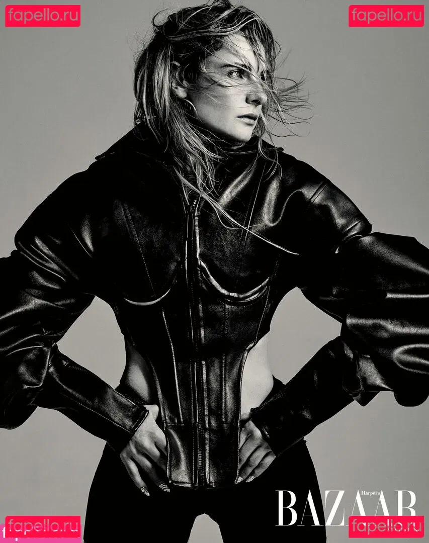 Rebecca Ferguson Onlyfans Photo Gallery 