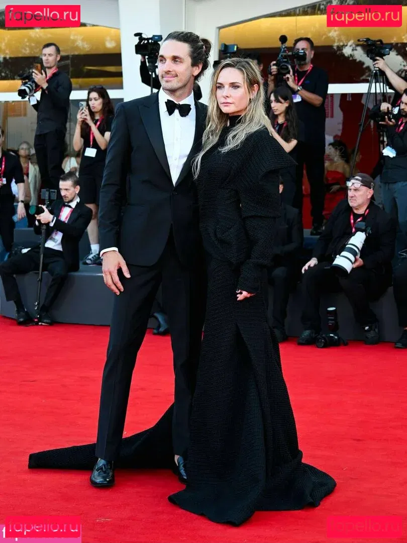 Rebecca Ferguson Onlyfans Photo Gallery 