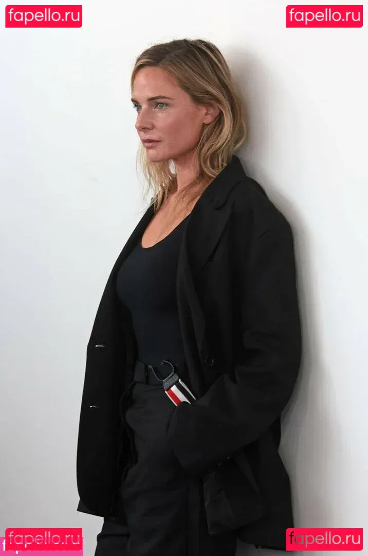 Rebecca Ferguson Onlyfans Photo Gallery 