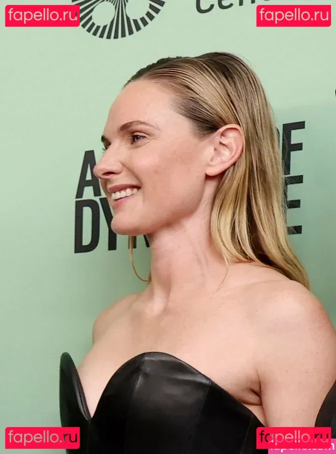 Rebecca Ferguson Onlyfans Photo Gallery 