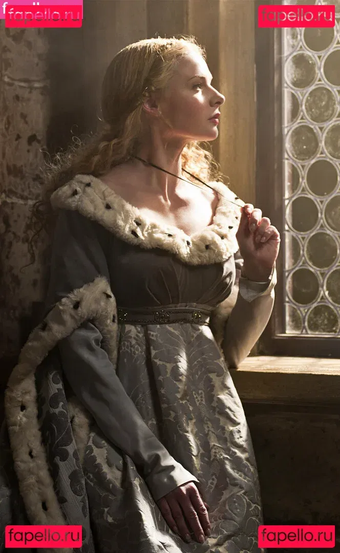 Rebecca Ferguson Onlyfans Photo Gallery 