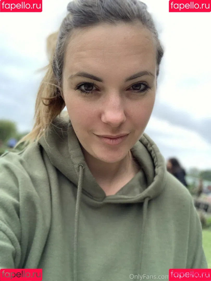 Sophia Knight Onlyfans Photo Gallery 