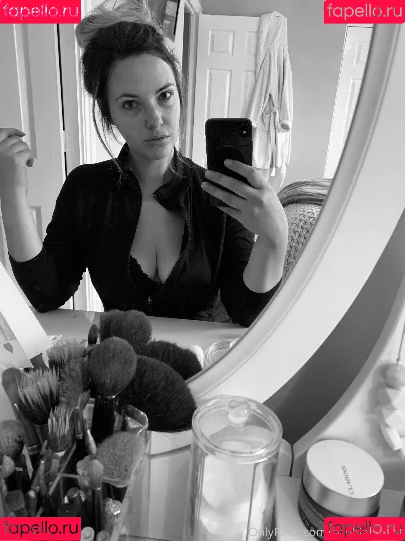 Sophia Knight Onlyfans Photo Gallery 
