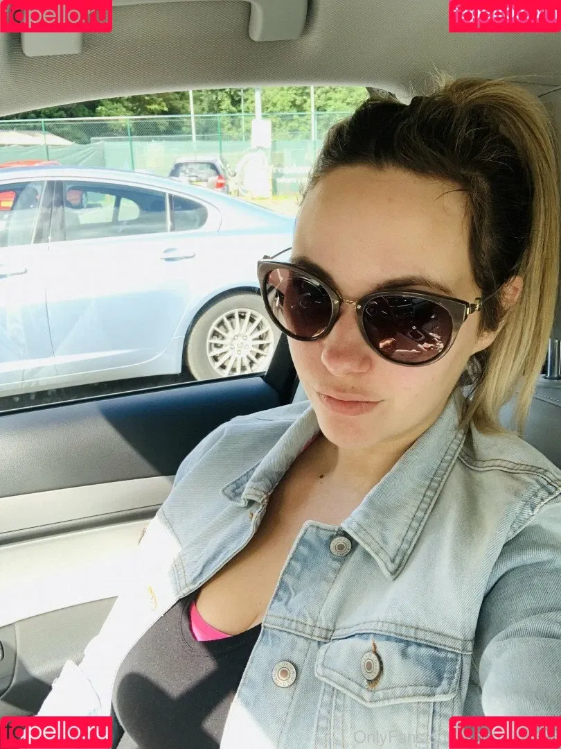 Sophia Knight Onlyfans Photo Gallery 
