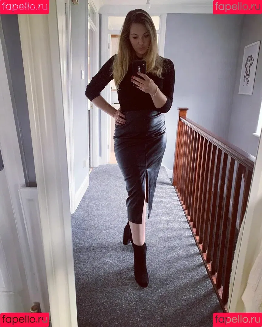 Sophia Knight Onlyfans Photo Gallery 
