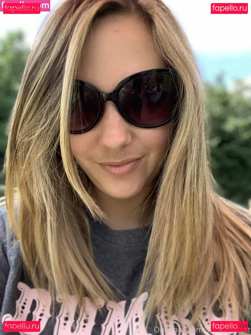 Sophia Knight Onlyfans Photo Gallery 