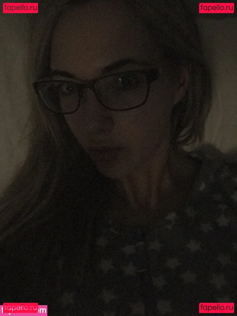 Sophia Knight Onlyfans Photo Gallery 