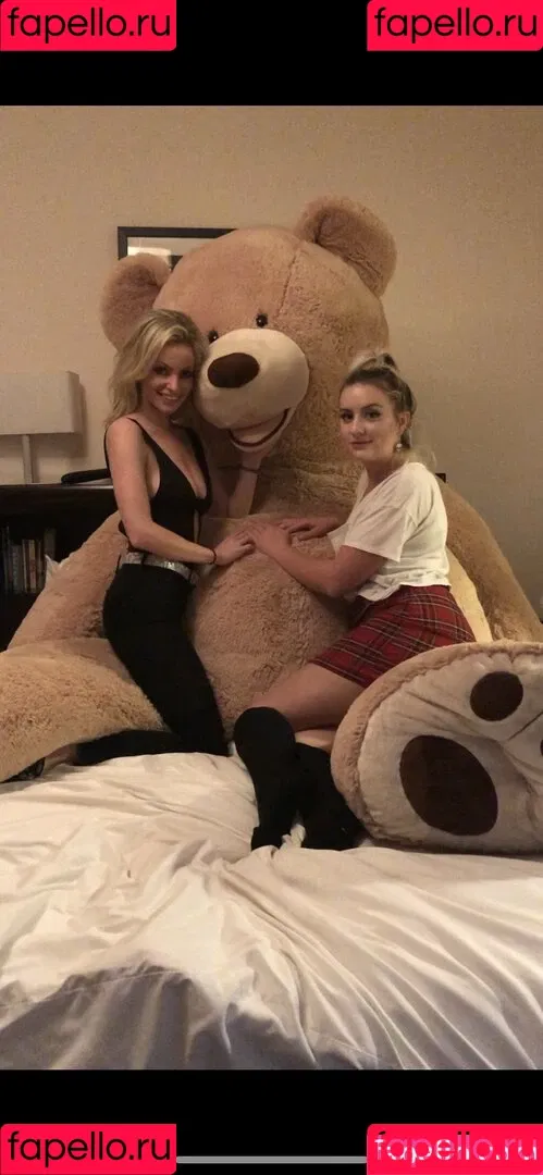 flaurall Onlyfans Photo Gallery 