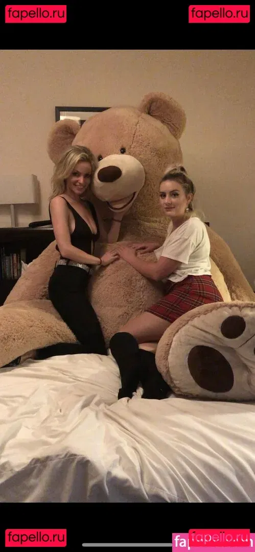 flaurall Onlyfans Photo Gallery 