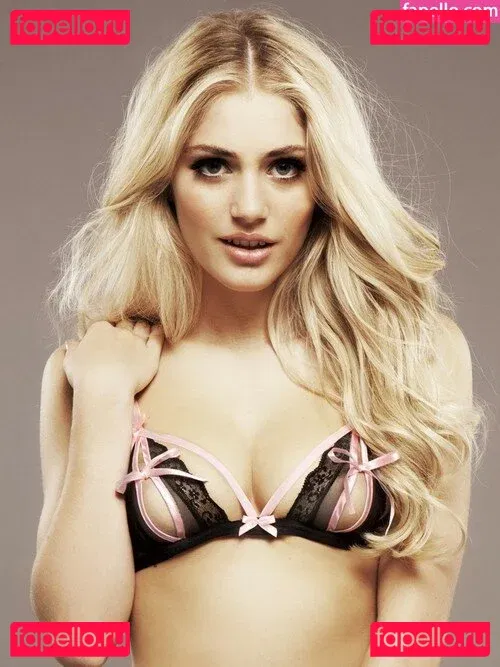 Nicole Neal Onlyfans Photo Gallery 