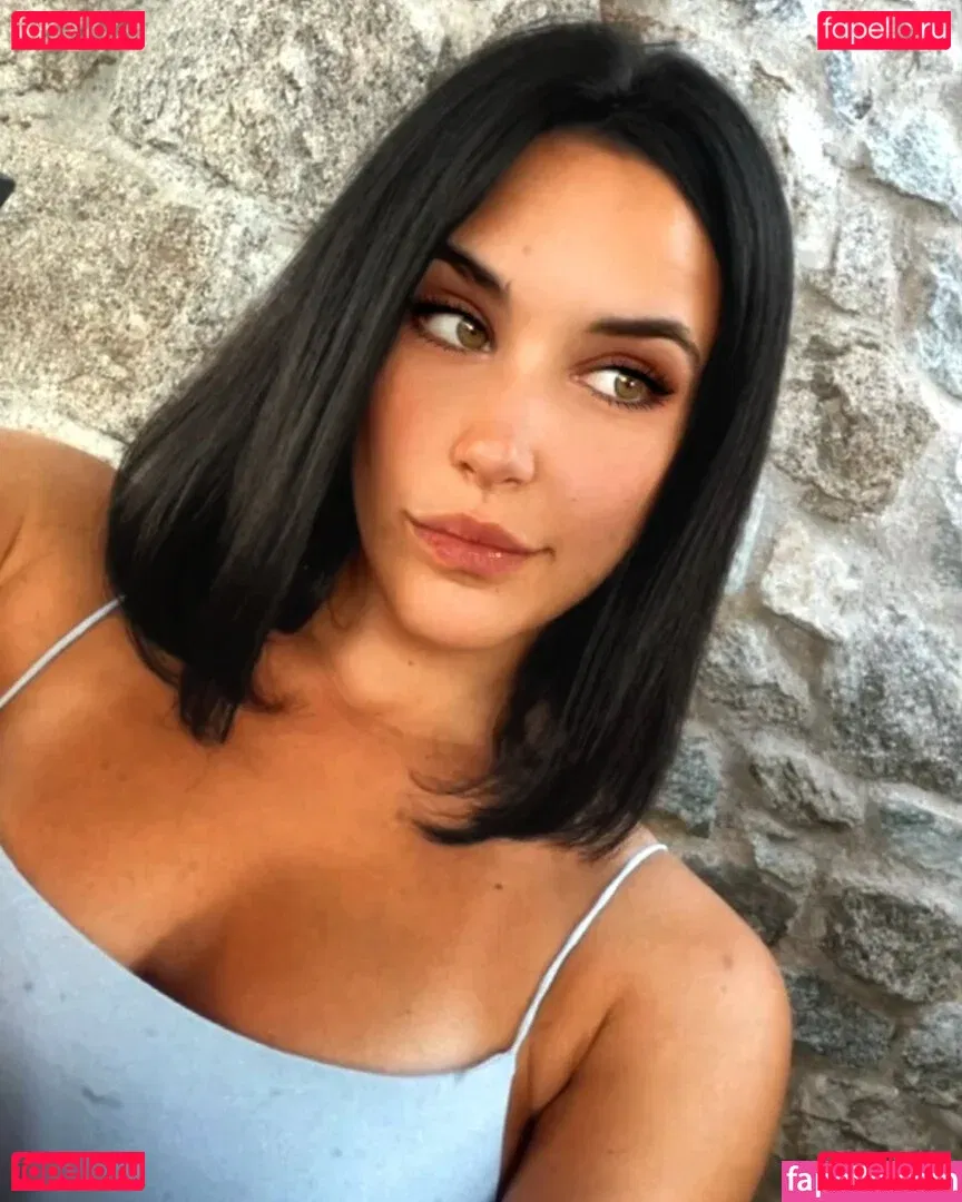 KimmiLux Onlyfans Photo Gallery 