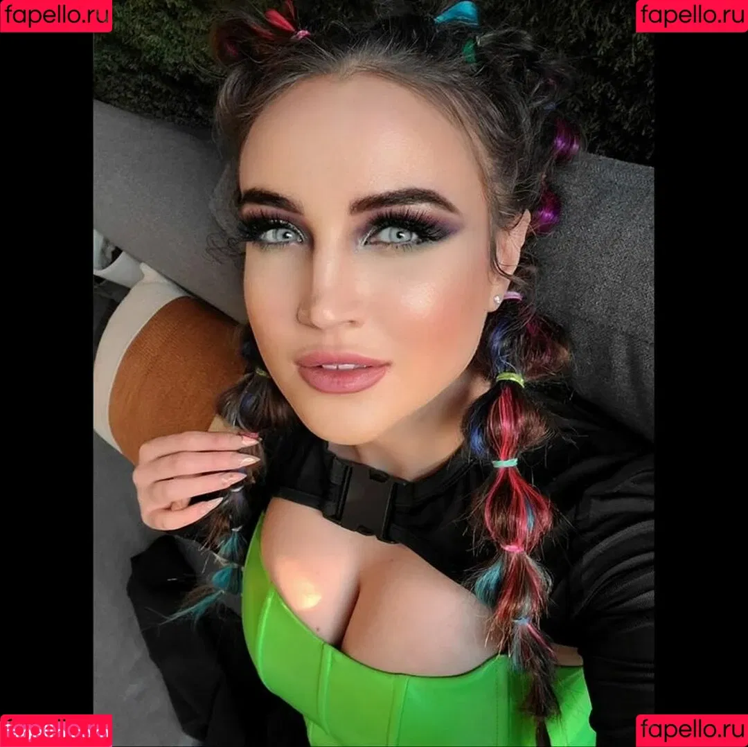 Charlie Dee Onlyfans Photo Gallery 