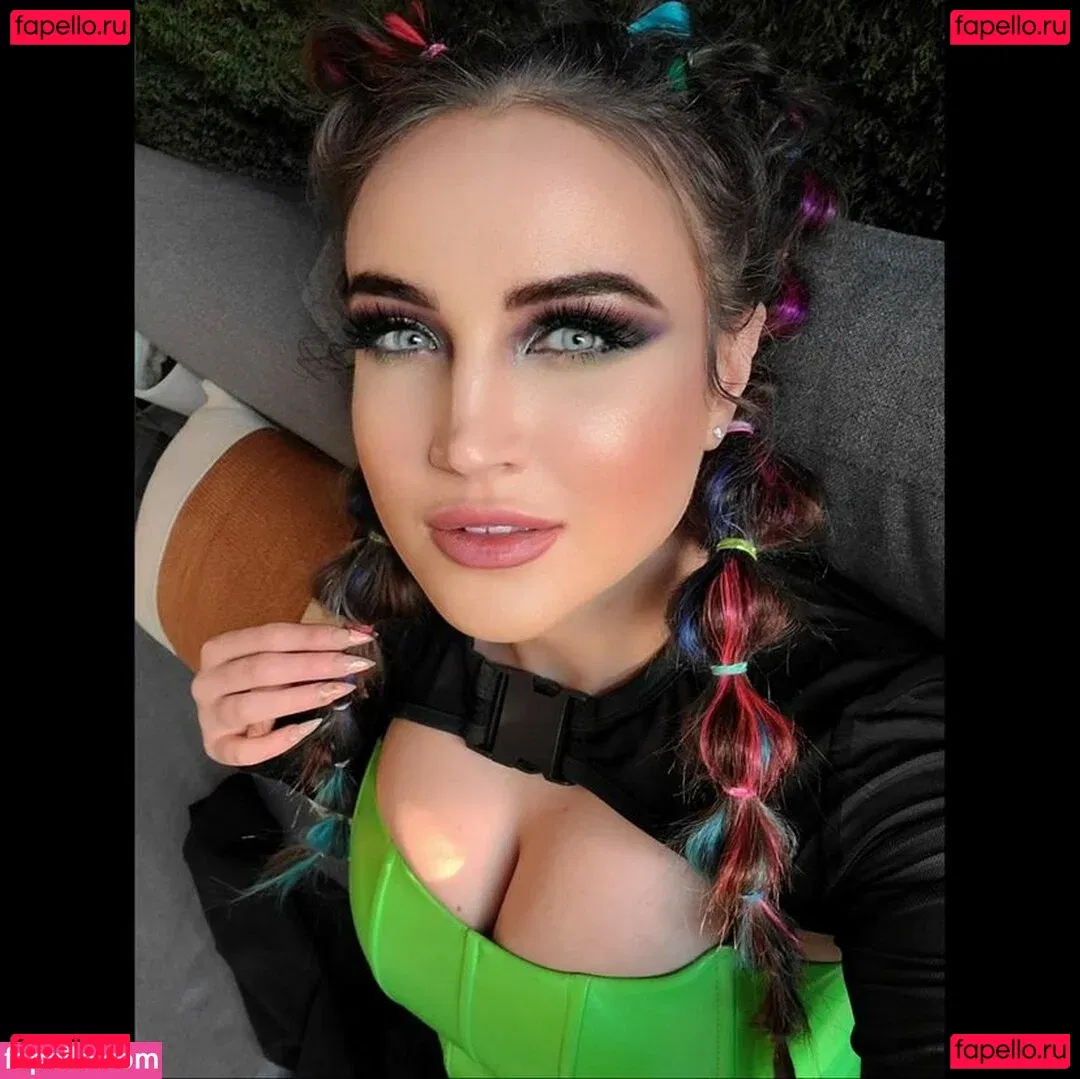 Charlie Dee Onlyfans Photo Gallery 