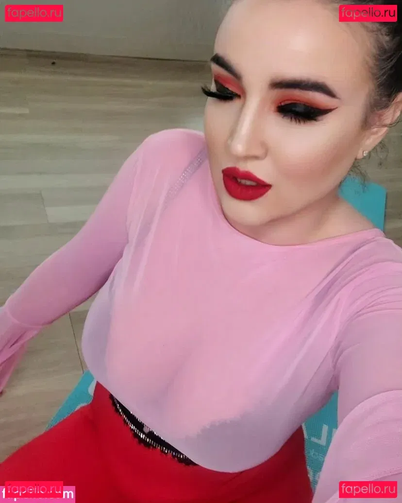 Charlie Dee Onlyfans Photo Gallery 