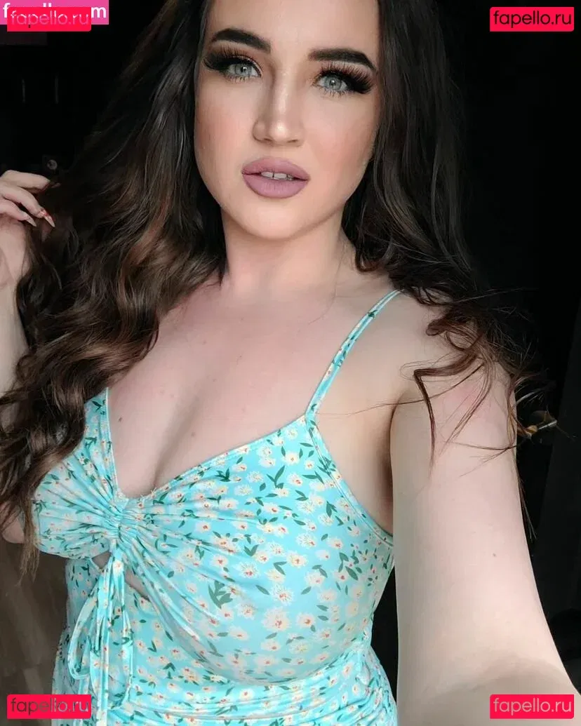 Charlie Dee Onlyfans Photo Gallery 