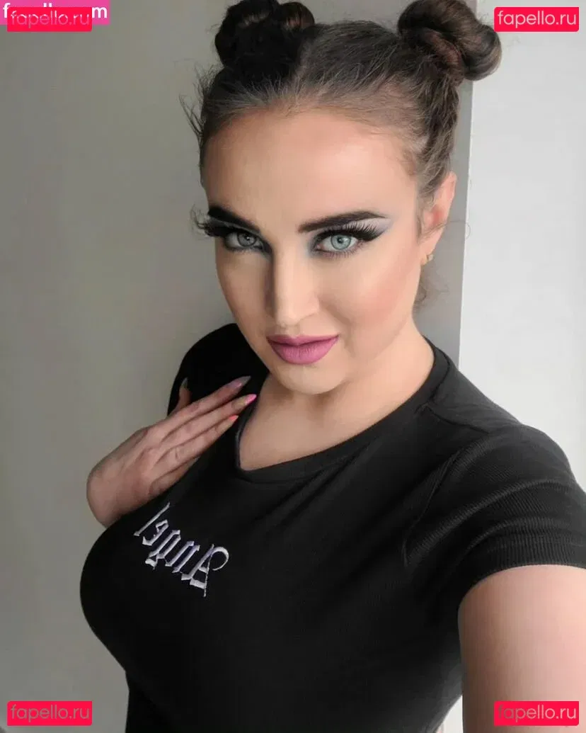 Charlie Dee Onlyfans Photo Gallery 