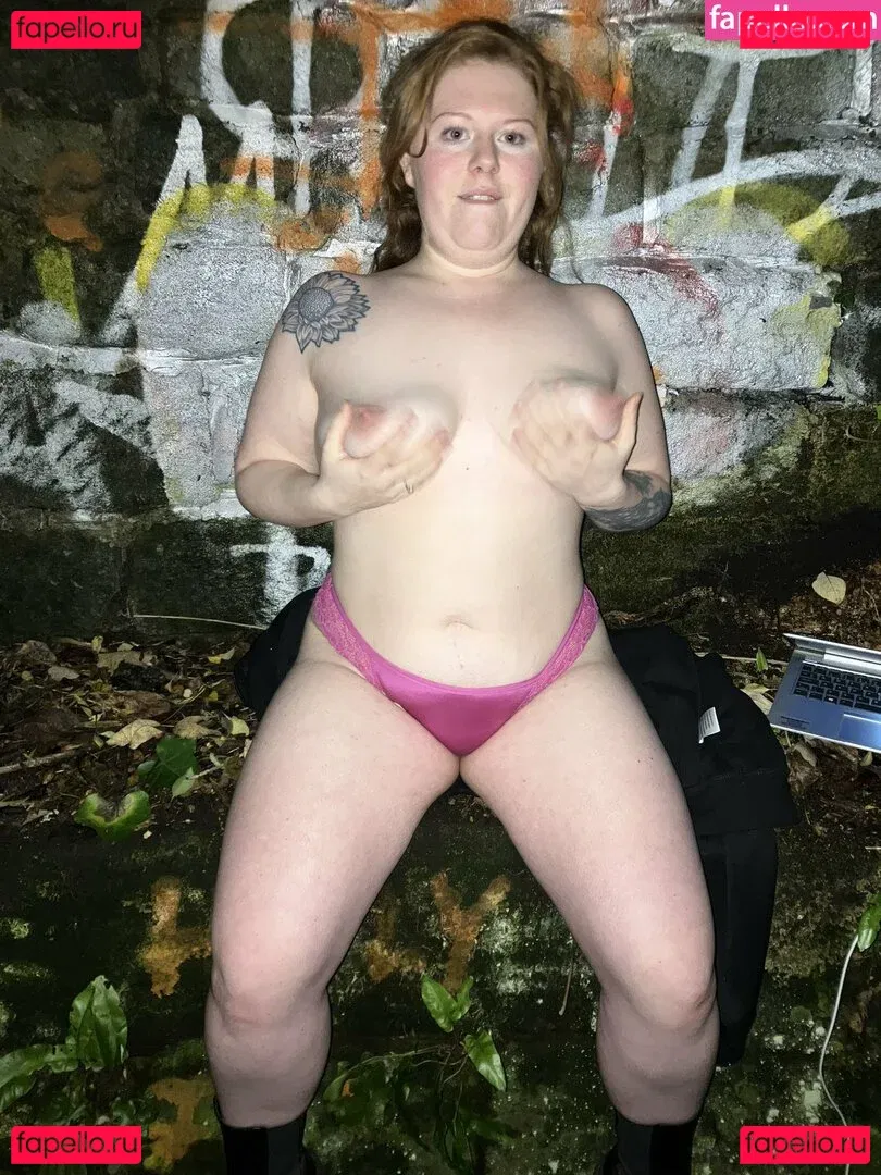 Snowbunnysoph Onlyfans Photo Gallery 