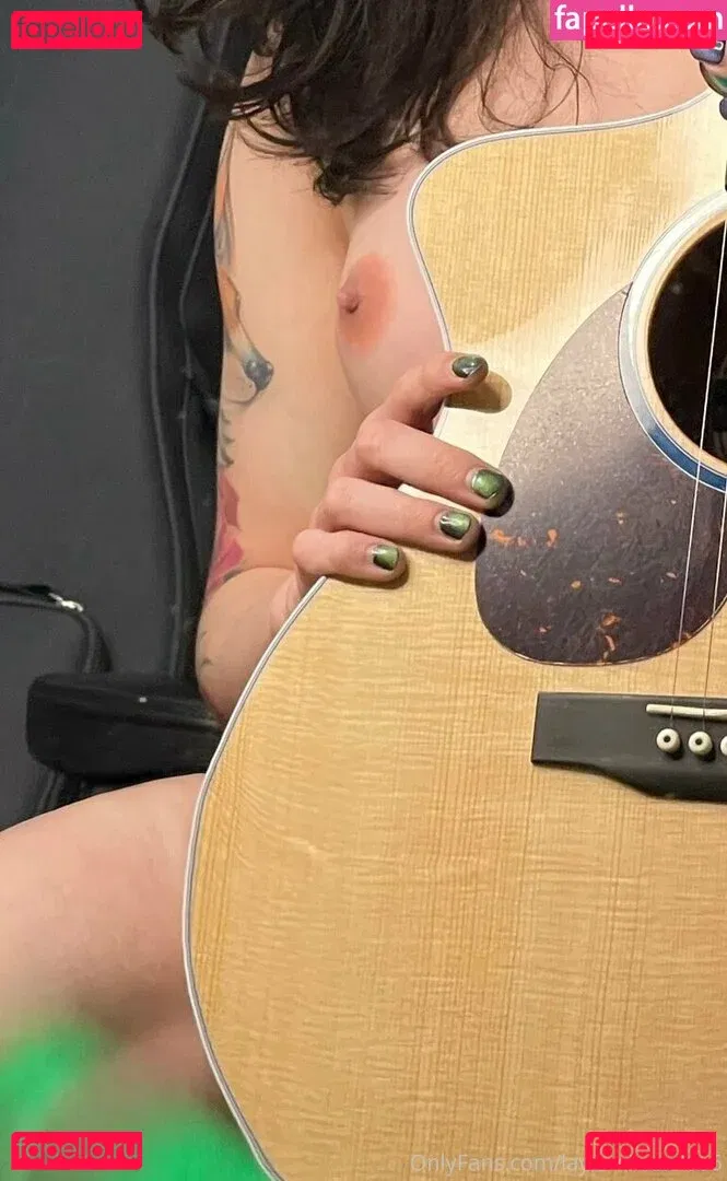 Laytar Onlyfans Photo Gallery 