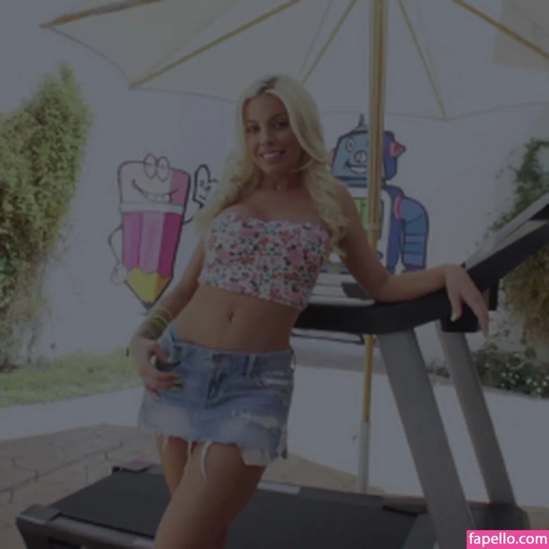 Britney Amber Onlyfans Photo Gallery 