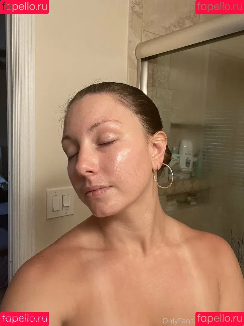 Alexis Rodriguez Onlyfans Photo Gallery 