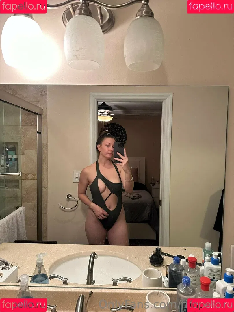 Alexis Rodriguez Onlyfans Photo Gallery 