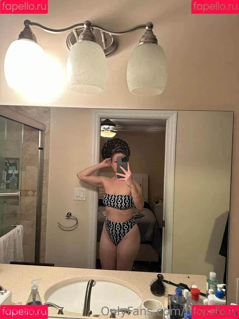 Alexis Rodriguez Onlyfans Photo Gallery 