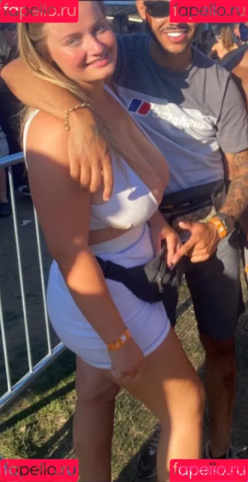 Leah Booth Onlyfans Photo Gallery 