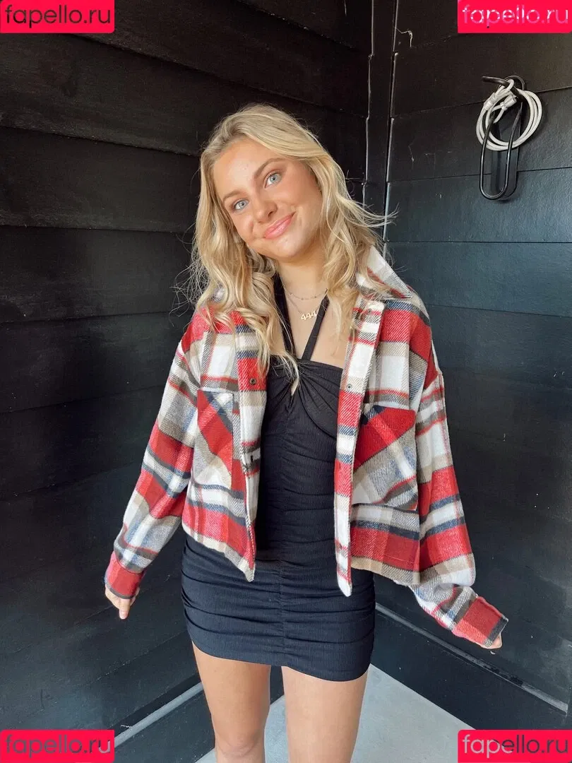 Leah Booth Onlyfans Photo Gallery 