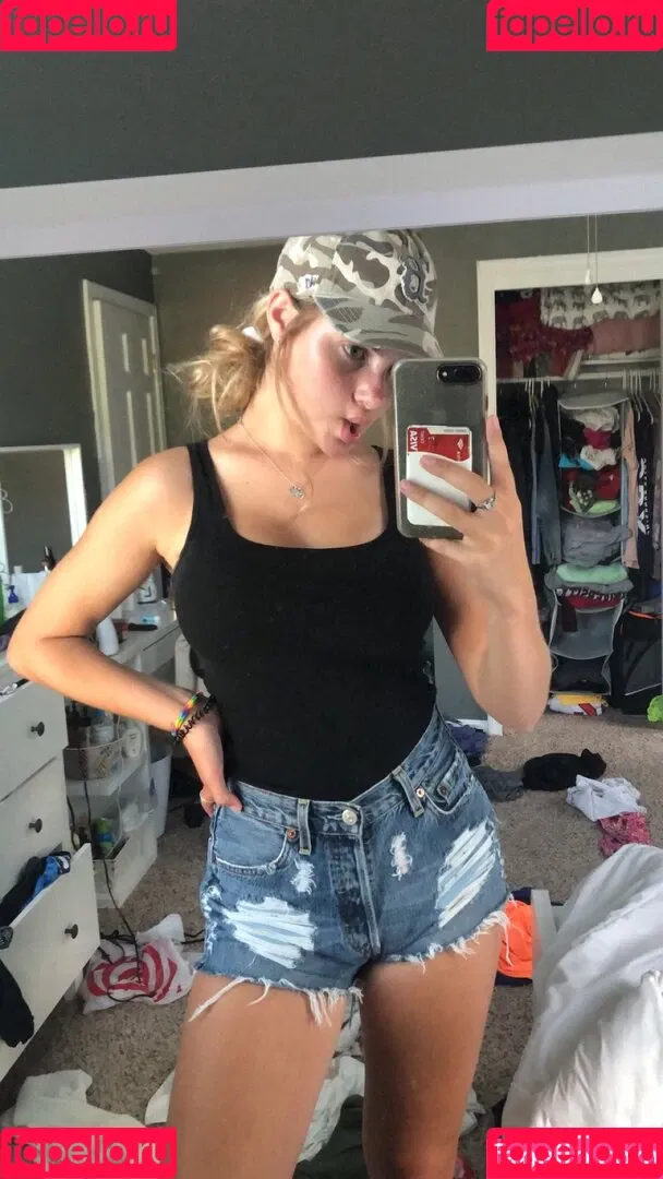 Leah Booth Onlyfans Photo Gallery 