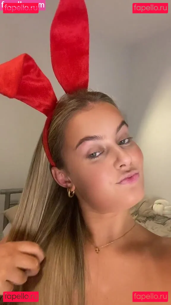 Leah Booth Onlyfans Photo Gallery 