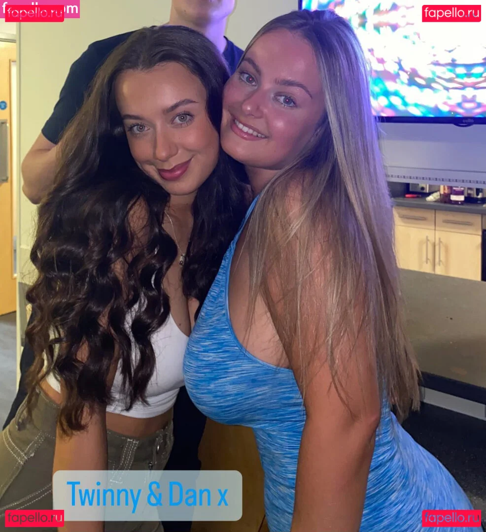 Leah Booth Onlyfans Photo Gallery 