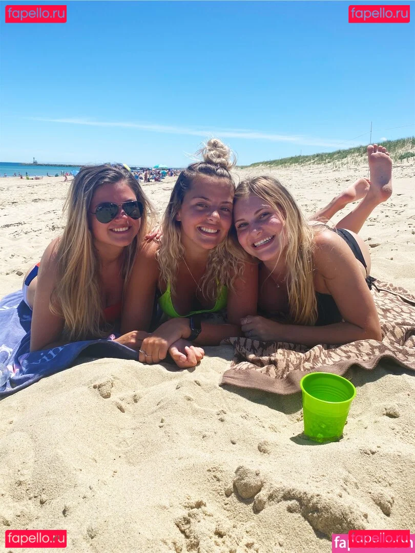 Leah Booth Onlyfans Photo Gallery 